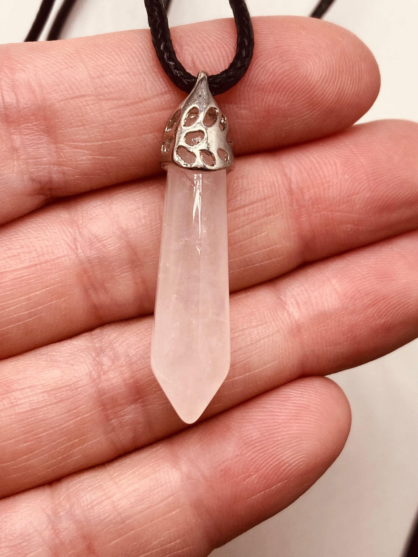 Stone point pendant